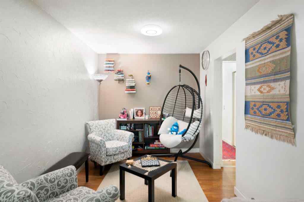 MLS® A2252916 - 3212 Dover Crescent SE in Dover Calgary, Residential