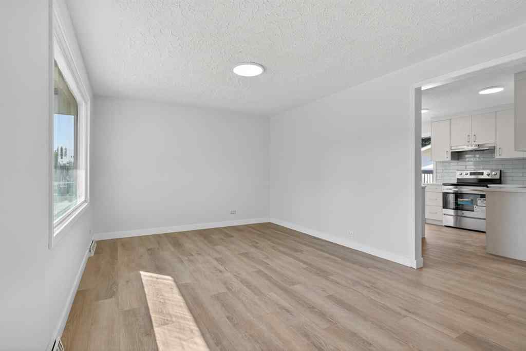 MLS® A2252917 - 5923 Centre Street NW in Thorncliffe Calgary, Residential
