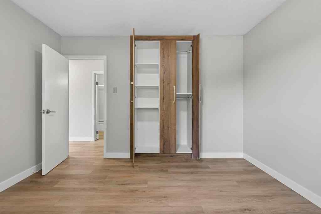 MLS® A2252917 - 5923 Centre Street NW in Thorncliffe Calgary, Residential