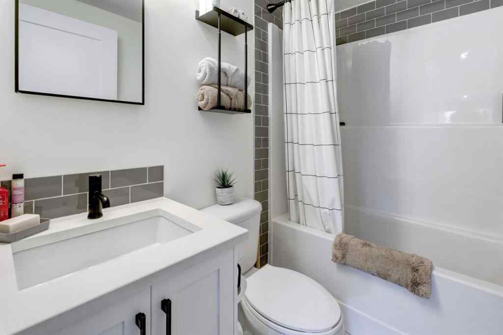 MLS® A2252923 - 198 Bayview Circle SW in Bayview Airdrie, Residential