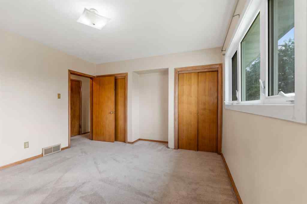 MLS® A2252924 - 2211 43 Street SE in Forest Lawn Calgary, Residential