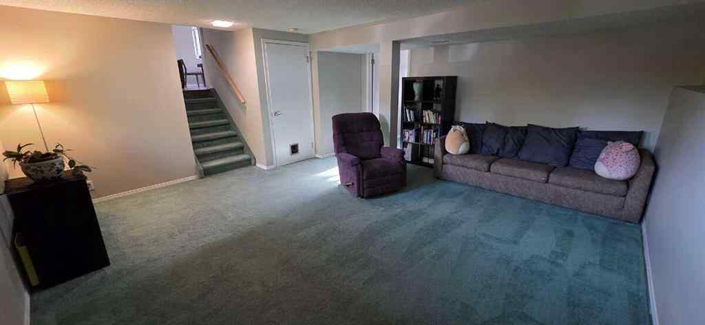 MLS® A2252926 - 640 Willowburn Crescent SE in Willow Park Calgary, Residential