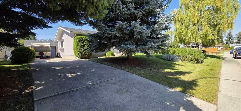 MLS® A2252926 - 640 Willowburn Crescent SE in Willow Park Calgary, Residential