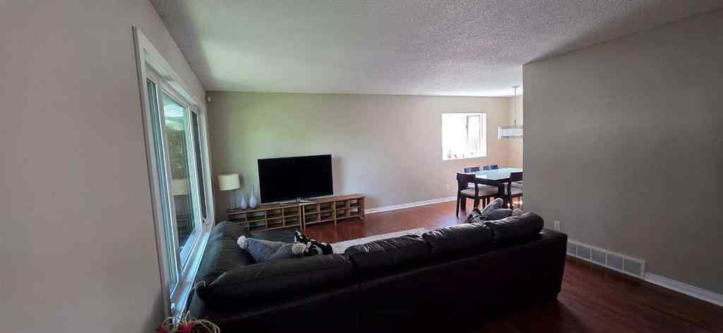 MLS® A2252926 - 640 Willowburn Crescent SE in Willow Park Calgary, Residential
