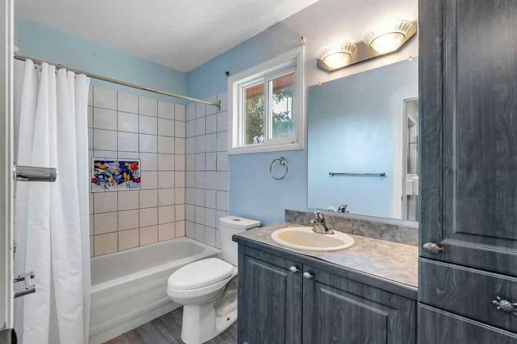 MLS® A2252927 - 3285 Cedarille Drive SW in Cedarbrae Calgary, Residential