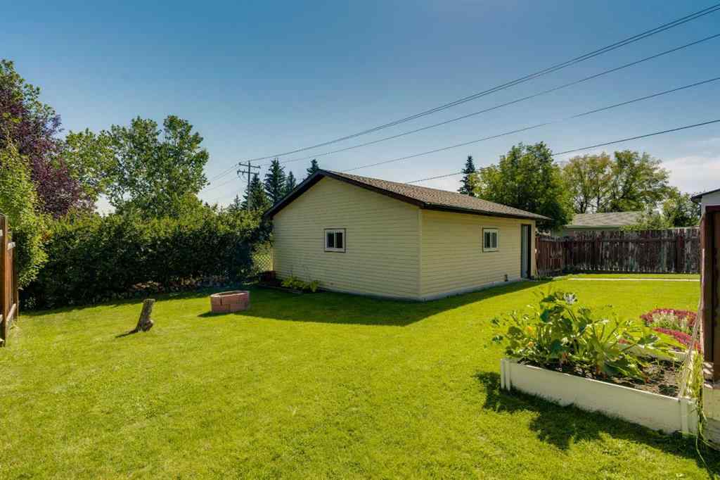 MLS® A2252927 - 3285 Cedarille Drive SW in Cedarbrae Calgary, Residential
