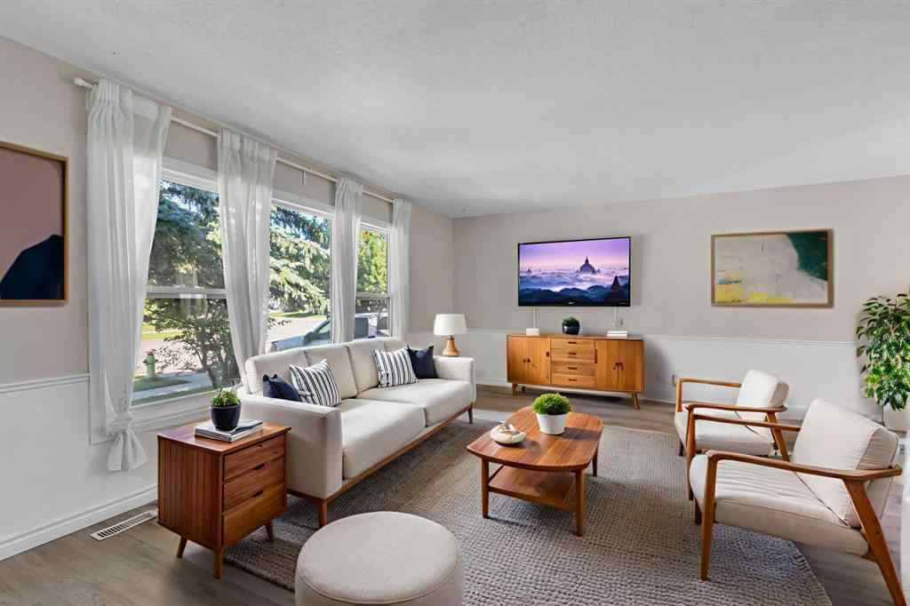 MLS® A2252927 - 3285 Cedarille Drive SW in Cedarbrae Calgary, Residential
