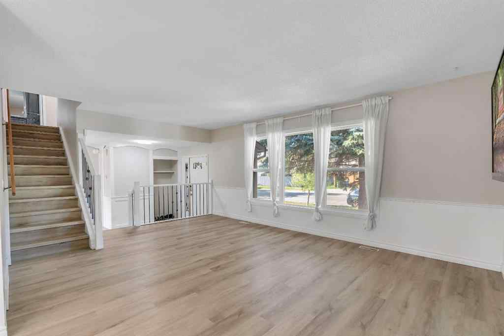 MLS® A2252927 - 3285 Cedarille Drive SW in Cedarbrae Calgary, Residential