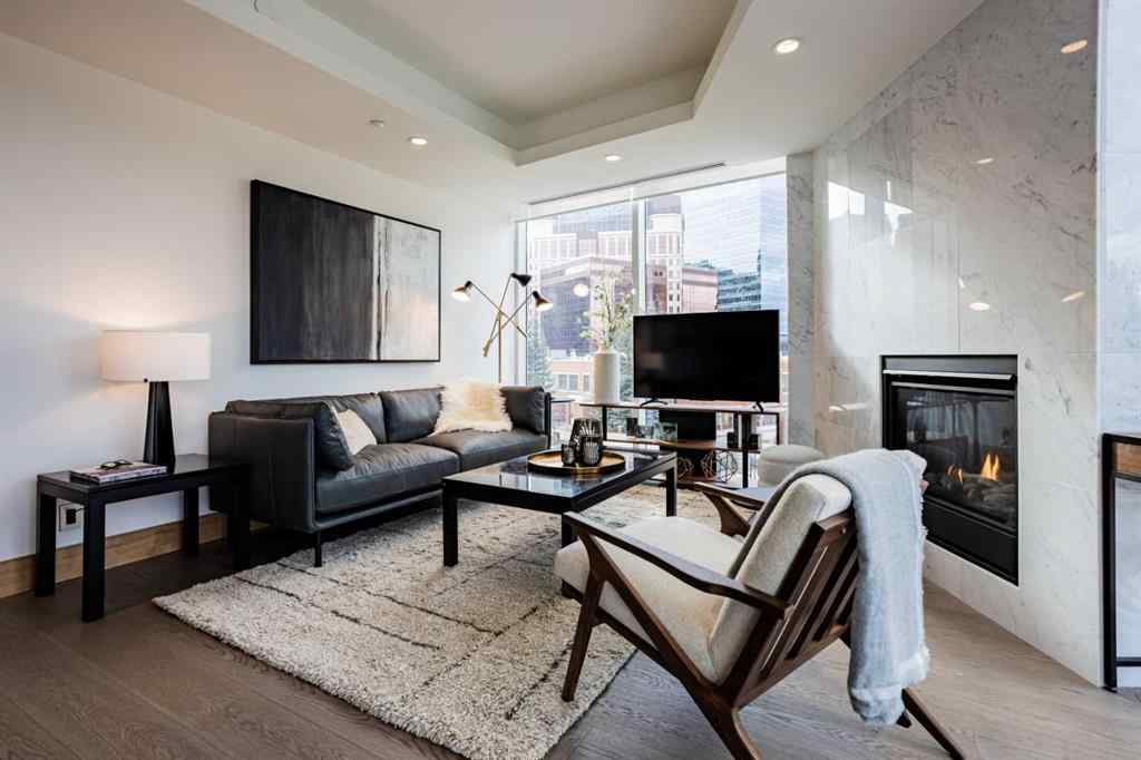 MLS® A2252930 - Unit #301 738 1 Avenue SW in Eau Claire Calgary, Residential