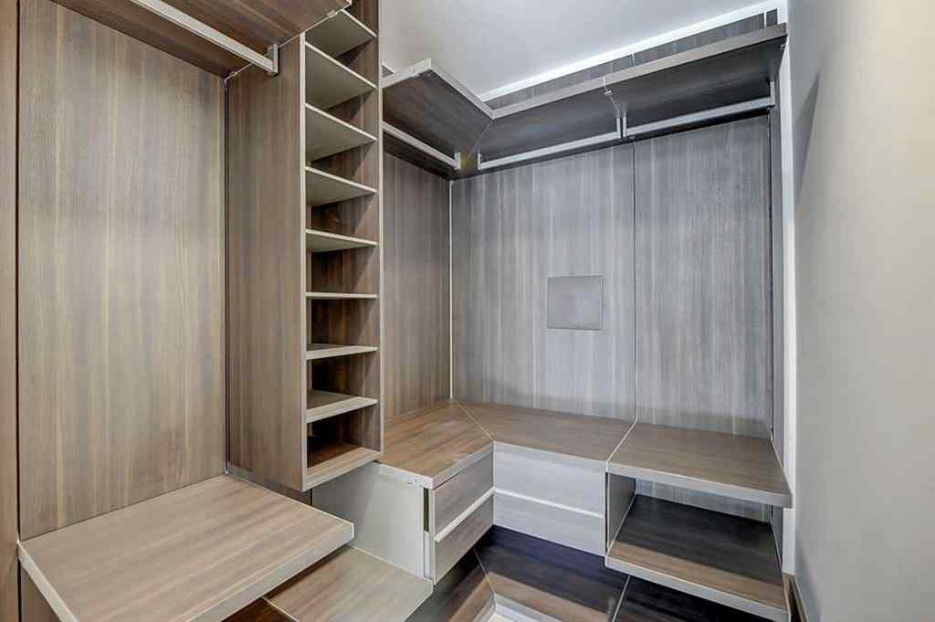 MLS® A2252930 - Unit #301 738 1 Avenue SW in Eau Claire Calgary, Residential