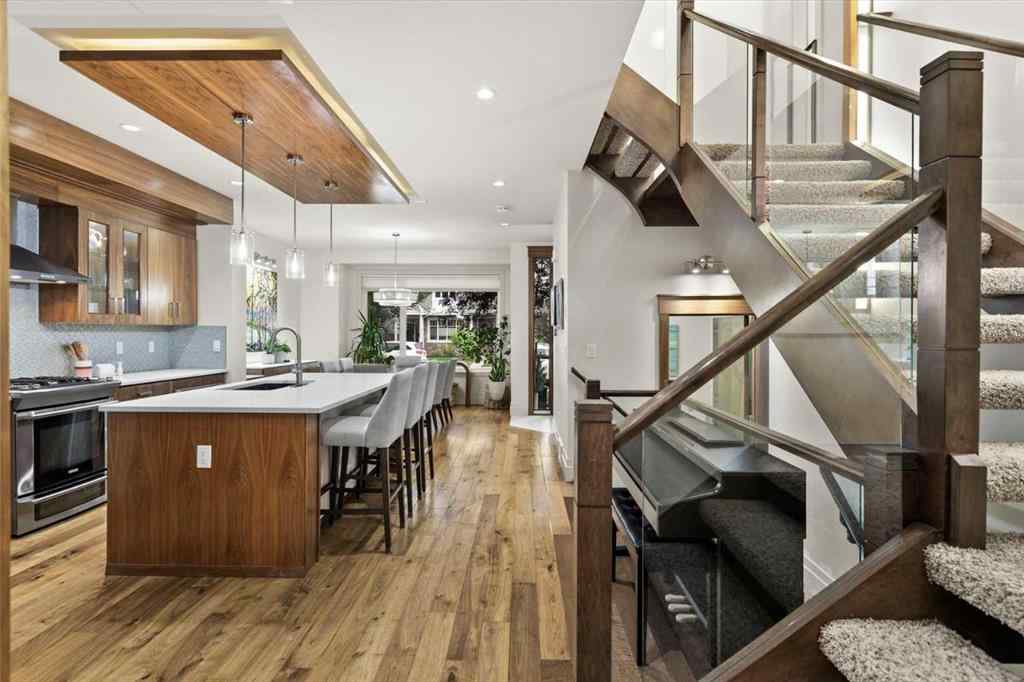 MLS® A2252931 - 3011 27 Street SW in Killarney/Glengarry Calgary, Residential