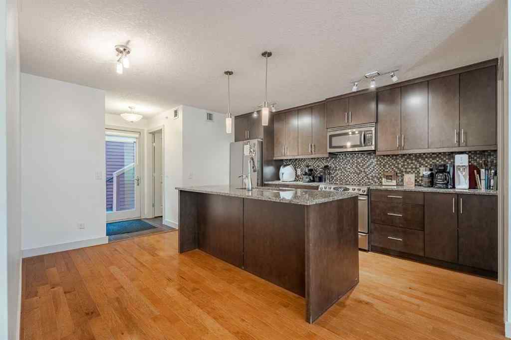 MLS® A2252933 - Unit #110 1905 27 Avenue SW in South Calgary Calgary, Residential