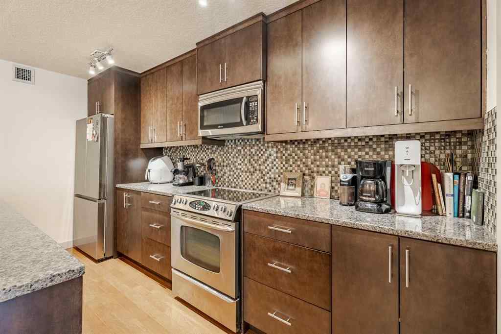MLS® A2252933 - Unit #110 1905 27 Avenue SW in South Calgary Calgary, Residential