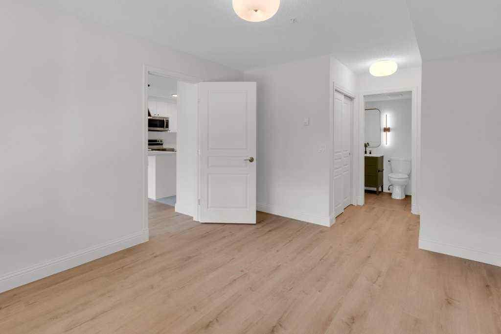 MLS® A2252935 - Unit #140 30 Richard Court SW in Lincoln Park Calgary, Residential