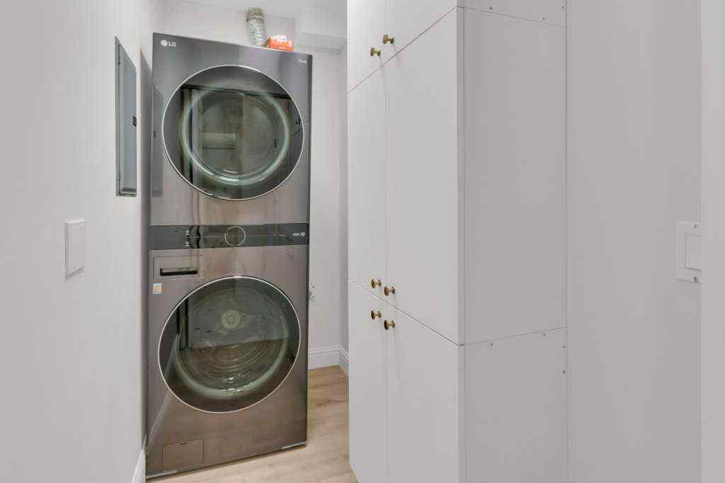 MLS® A2252935 - Unit #140 30 Richard Court SW in Lincoln Park Calgary, Residential