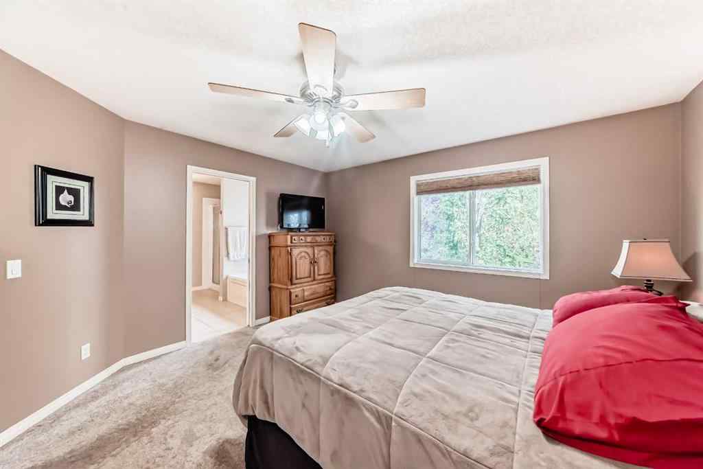 MLS® A2252939 - 343 OAKMERE Way  in Westmere Chestermere, Residential