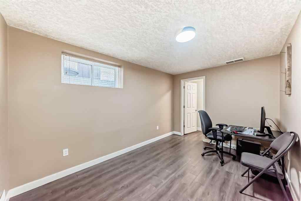 MLS® A2252939 - 343 OAKMERE Way  in Westmere Chestermere, Residential