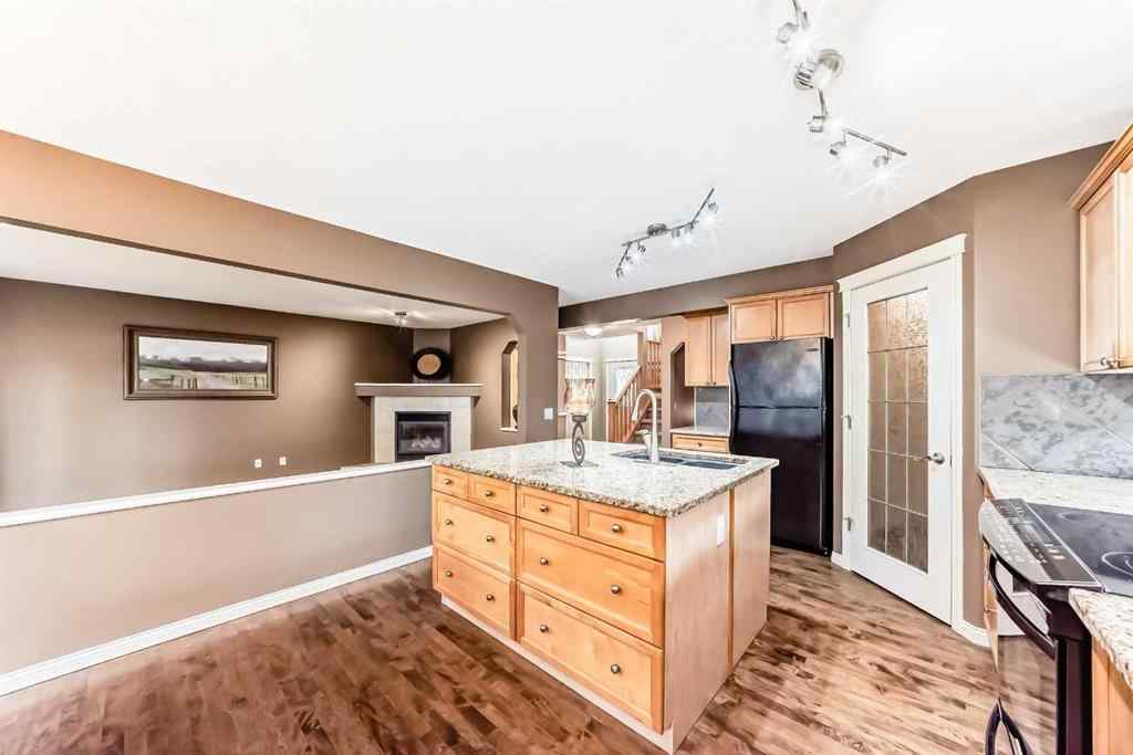 MLS® A2252939 - 343 OAKMERE Way  in Westmere Chestermere, Residential