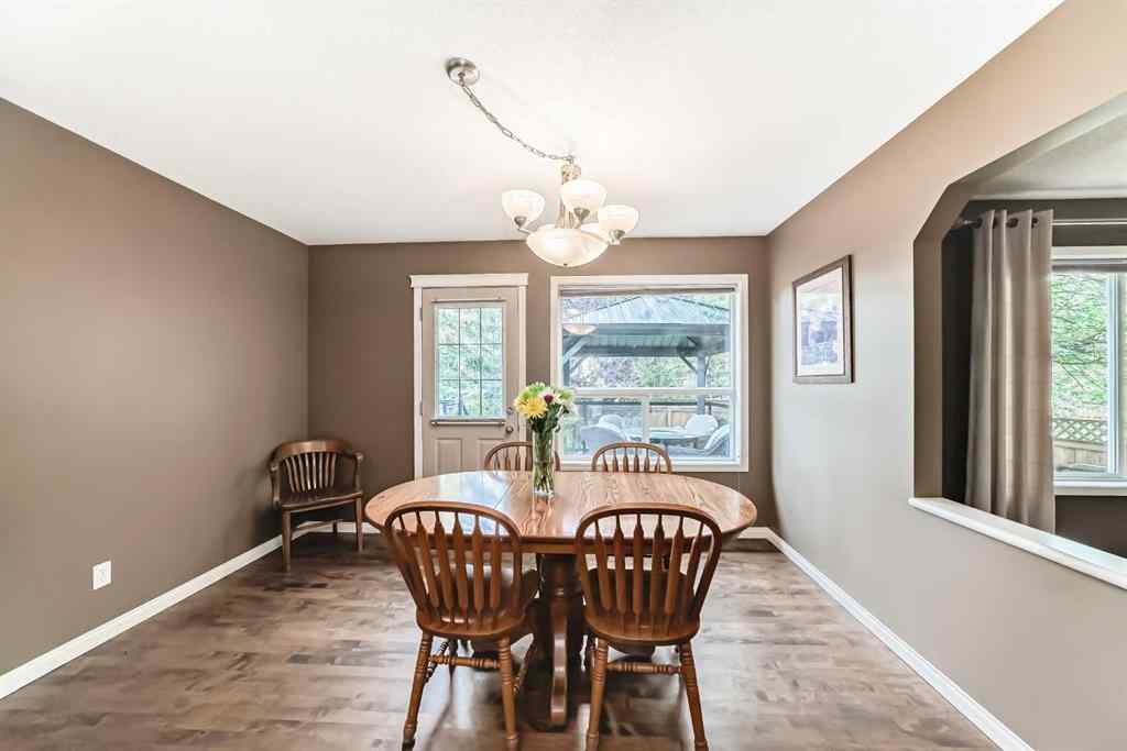 MLS® A2252939 - 343 OAKMERE Way  in Westmere Chestermere, Residential