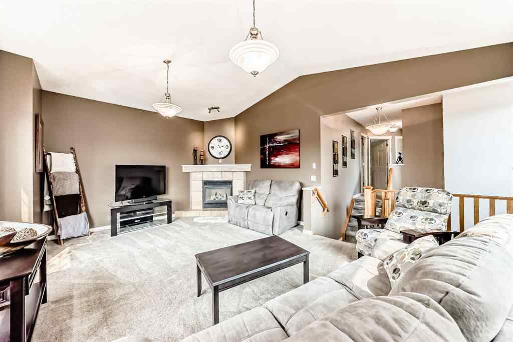 MLS® A2252939 - 343 OAKMERE Way  in Westmere Chestermere, Residential