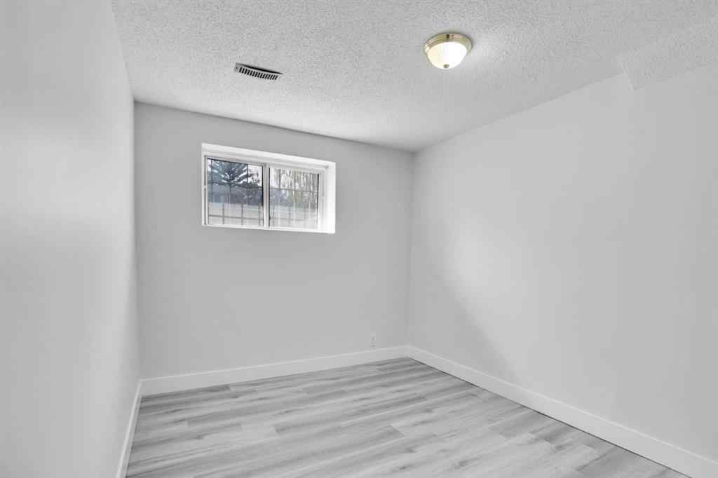 MLS® A2252943 - 104 castlegreen Close NE in Castleridge Calgary, Residential