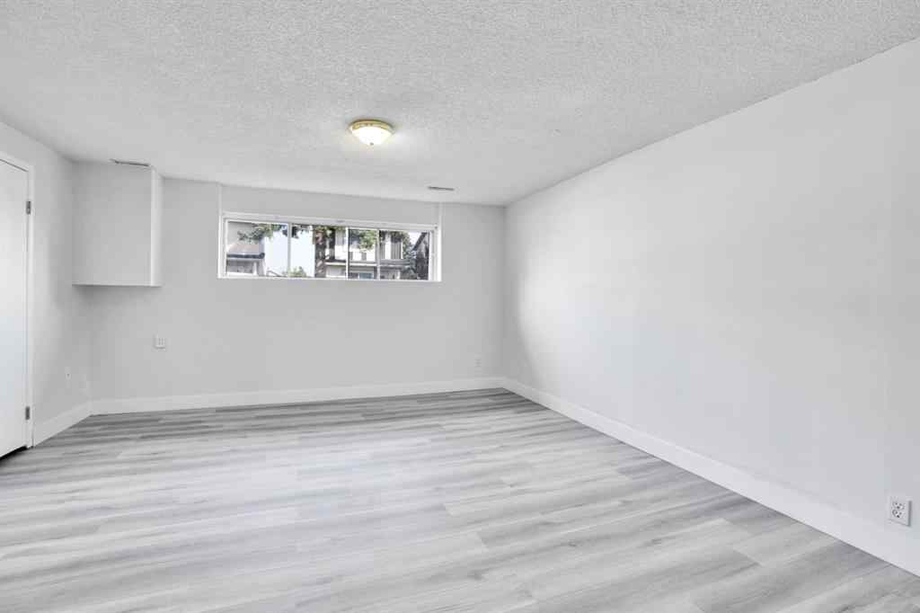 MLS® A2252943 - 104 castlegreen Close NE in Castleridge Calgary, Residential