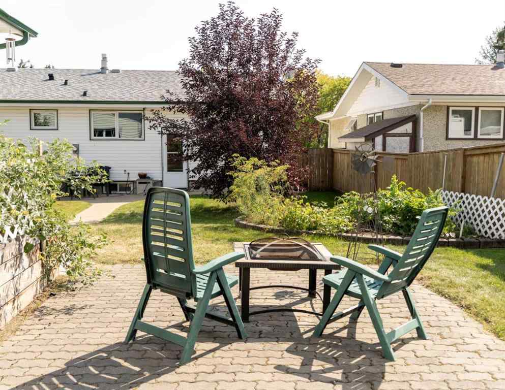 MLS® A2252946 - 10 Orchard Green E in Oriole Park Red Deer, Residential