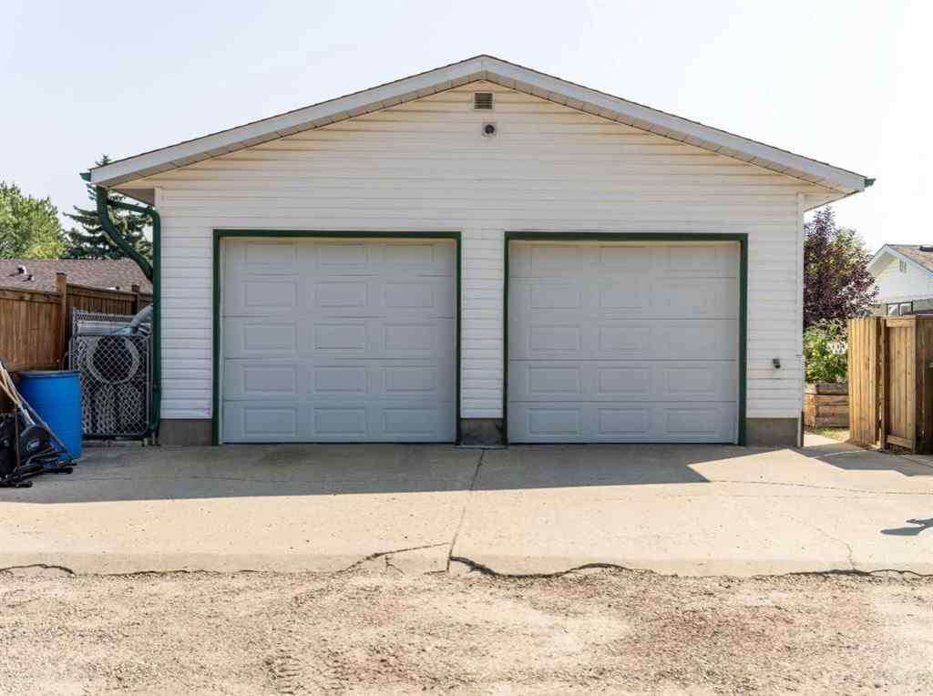 MLS® A2252946 - 10 Orchard Green E in Oriole Park Red Deer, Residential