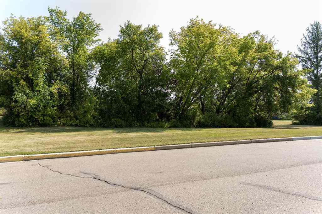 MLS® A2252946 - 10 Orchard Green E in Oriole Park Red Deer, Residential