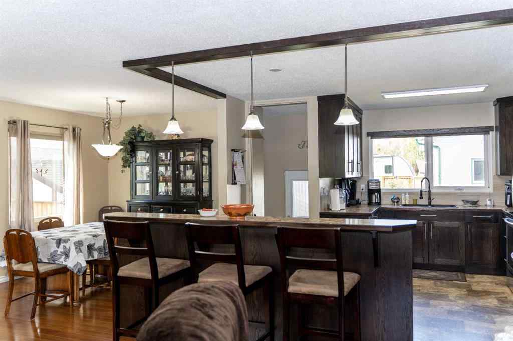 MLS® A2252946 - 10 Orchard Green E in Oriole Park Red Deer, Residential