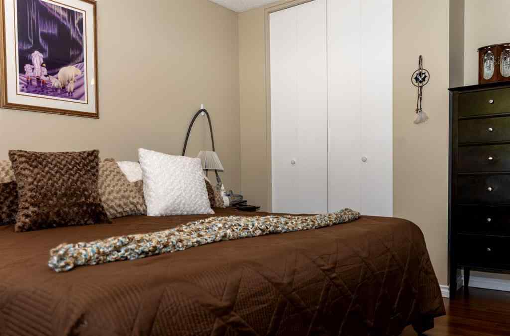 MLS® A2252946 - 10 Orchard Green E in Oriole Park Red Deer, Residential