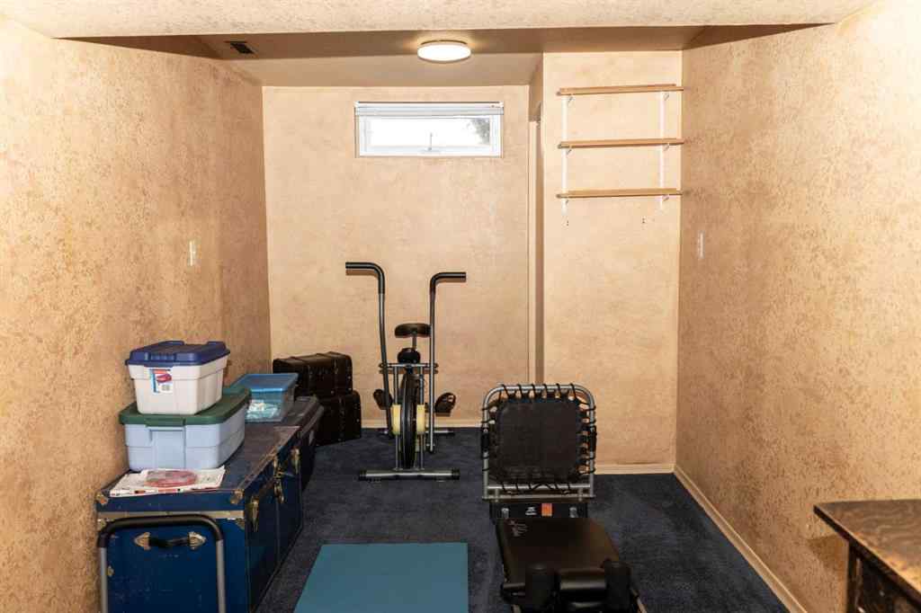 MLS® A2252946 - 10 Orchard Green E in Oriole Park Red Deer, Residential