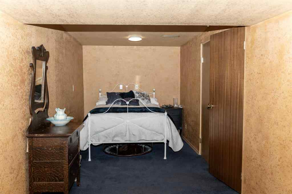 MLS® A2252946 - 10 Orchard Green E in Oriole Park Red Deer, Residential