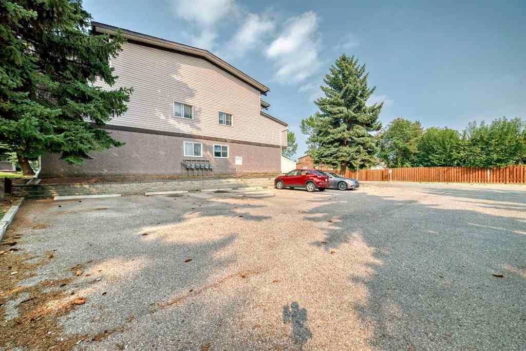 MLS® A2252947 - Unit #33 3800 Fonda Way SE in Forest Heights Calgary, Residential