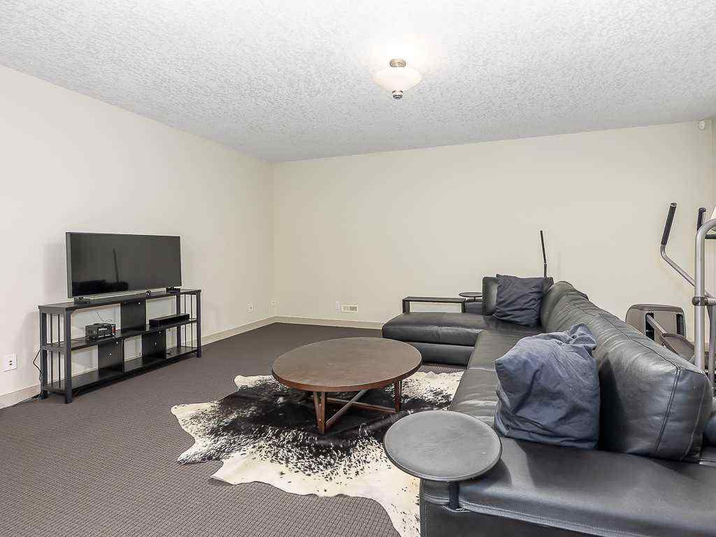 MLS® A2252948 - 91 Discovery Ridge Boulevard SW in Discovery Ridge Calgary, Residential