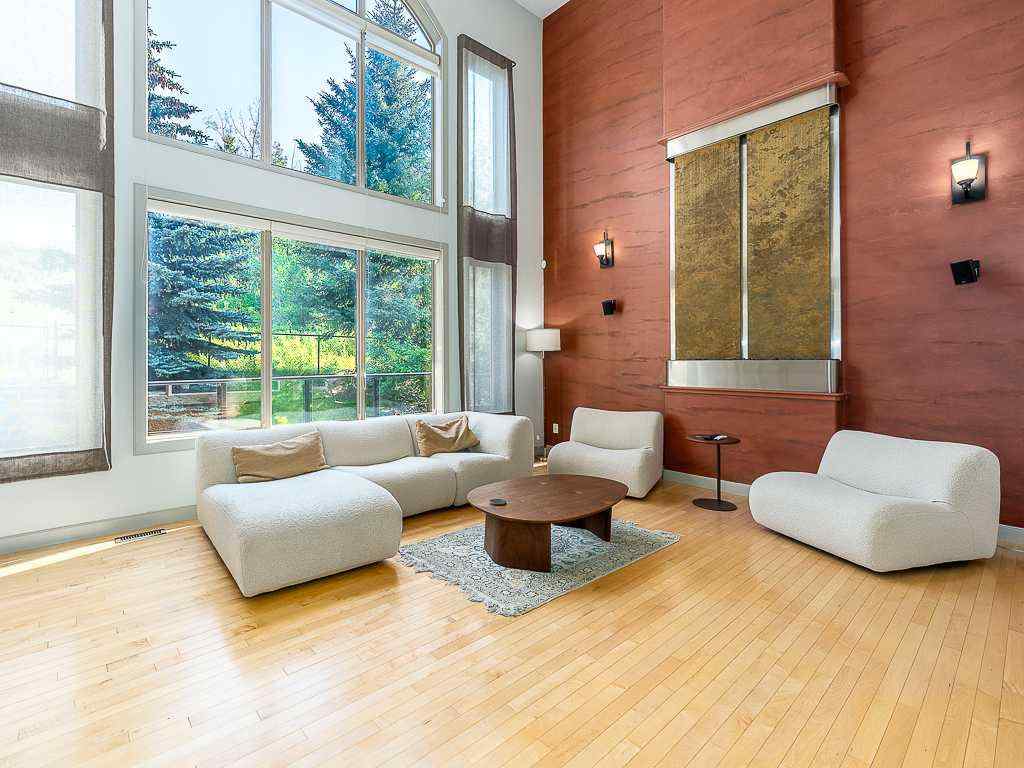 MLS® A2252948 - 91 Discovery Ridge Boulevard SW in Discovery Ridge Calgary, Residential