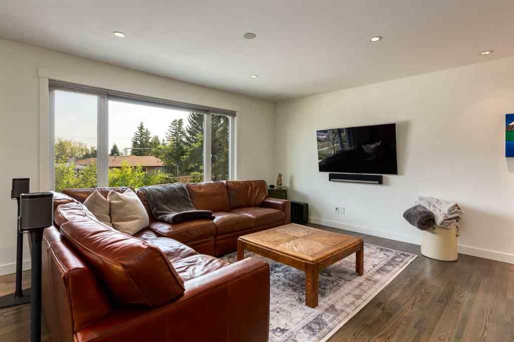 MLS® A2252949 - 5011 Nemiskam Road NW in North Haven Calgary, Residential