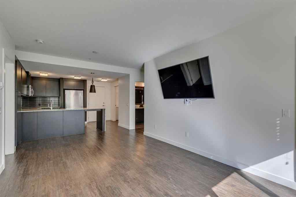 MLS® A2252950 - Unit #107 25 Aspenmont Heights SW in Aspen Woods Calgary, Residential