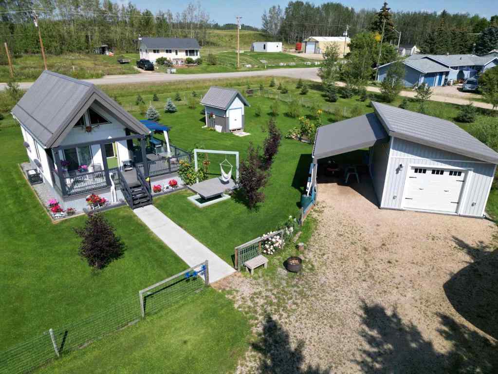 MLS® A2252954 - 410 5 St E   in Winfield Winfield, Residential