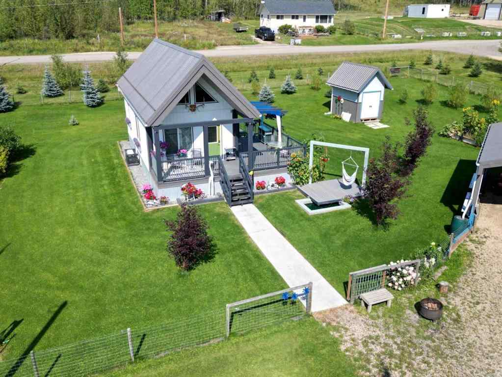 MLS® A2252954 - 410 5 St E   in Winfield Winfield, Residential