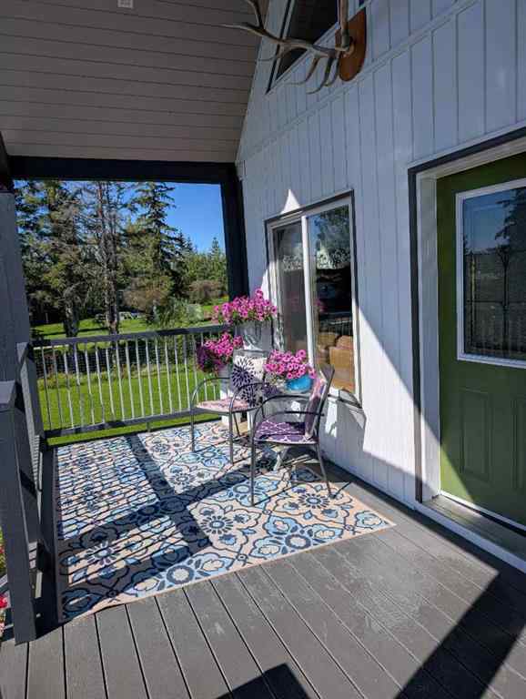 MLS® A2252954 - 410 5 St E   in Winfield Winfield, Residential