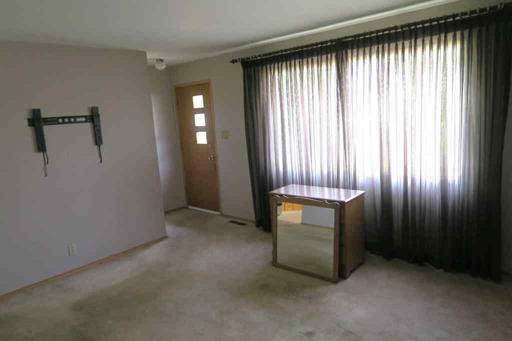 MLS® A2252955 - 2429 Holly Drive SE in Southview Calgary, Residential