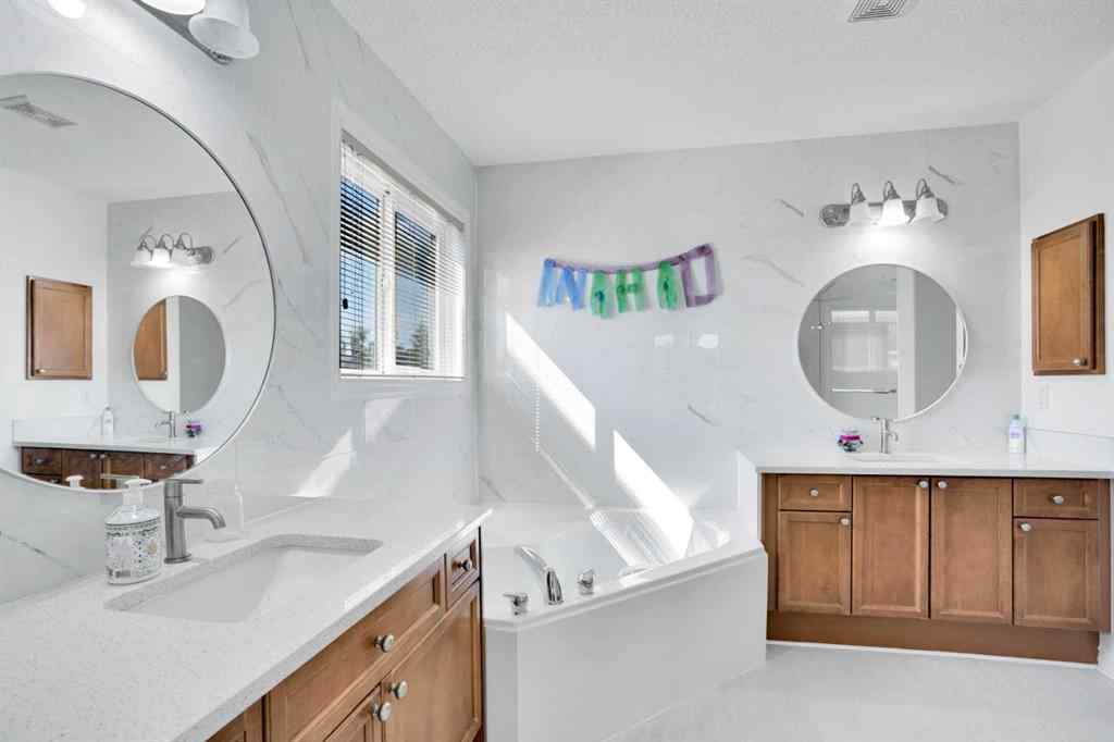 MLS® A2252960 - 106 Lakeview Inlet  in Lakeview Landing Chestermere, Residential