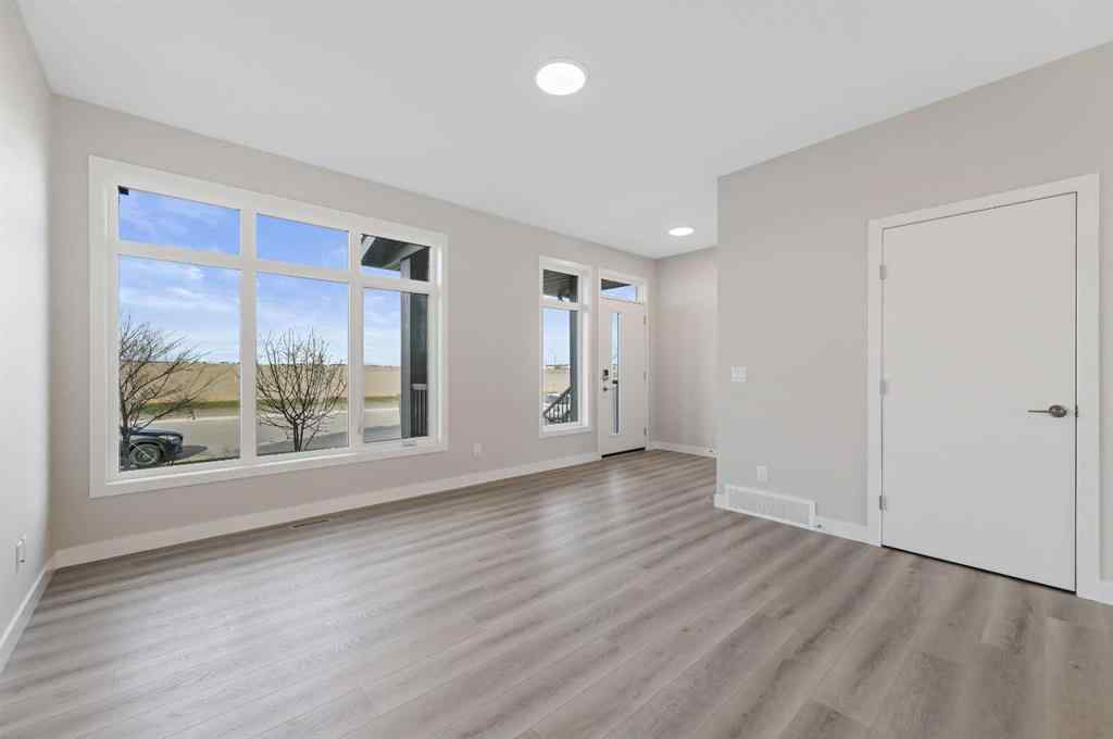 MLS&reg; # A2252963 - 7051 Rangeview Avenue SE in Rangeview Calgary, Residential Open Houses