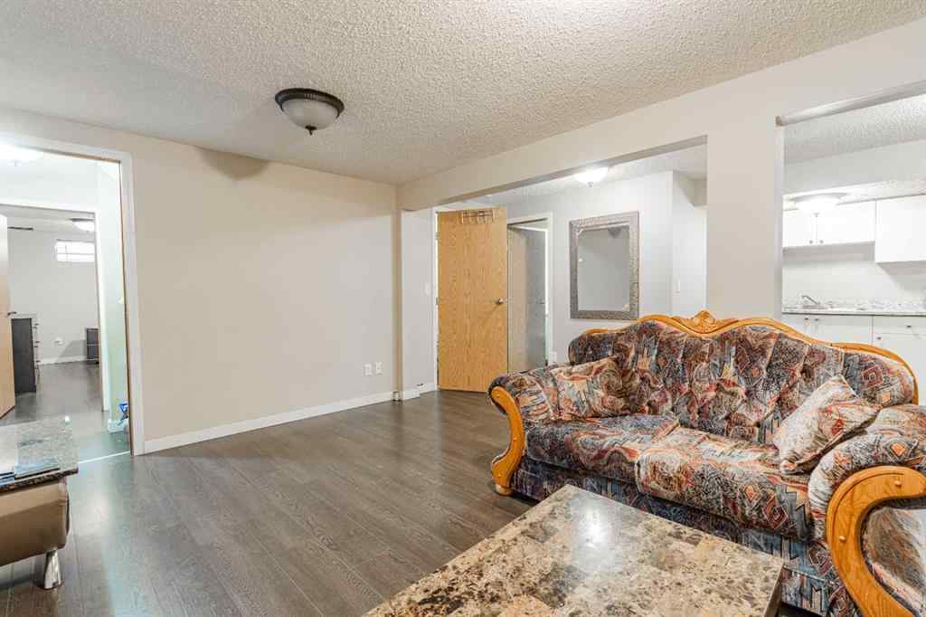 MLS® A2252966 - 143 Castlegrove Road NE in Castleridge Calgary, Residential