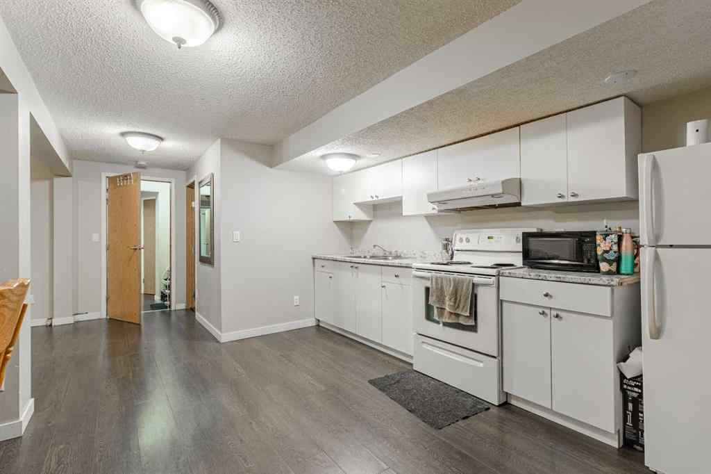 MLS® A2252966 - 143 Castlegrove Road NE in Castleridge Calgary, Residential