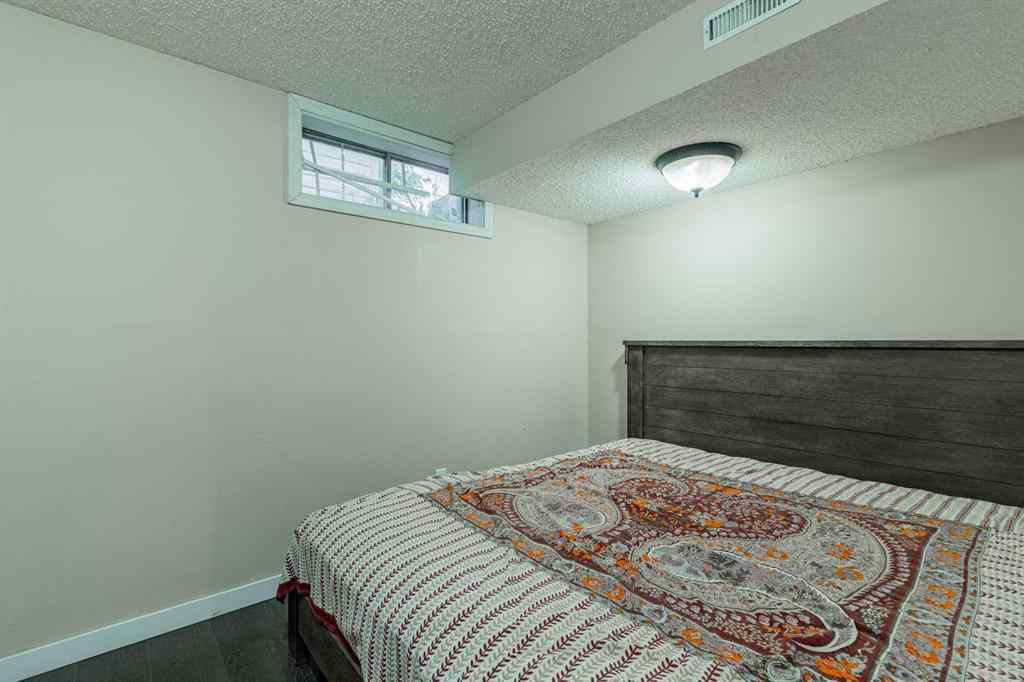 MLS® A2252966 - 143 Castlegrove Road NE in Castleridge Calgary, Residential