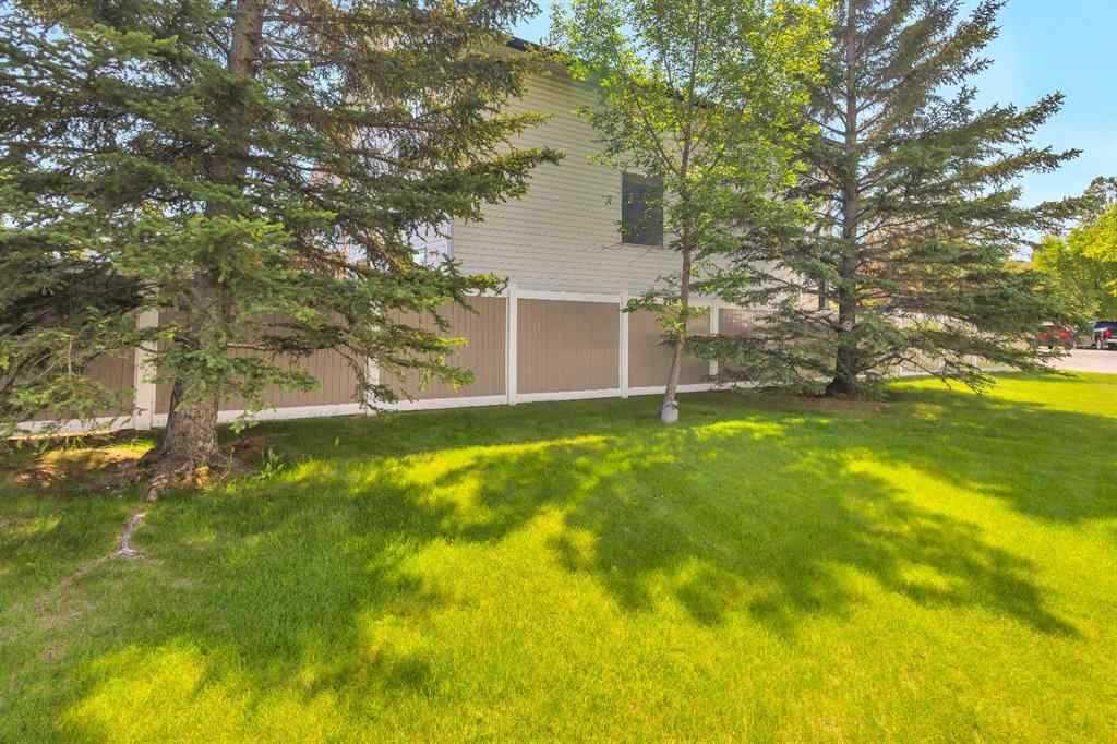MLS® A2252974 - Unit #3 200 Hidden Hills Terrace NW in Hidden Valley Calgary, Residential