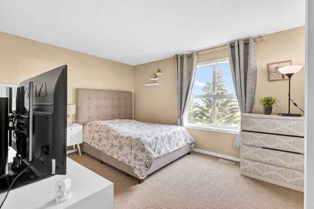 MLS® A2252974 - Unit #3 200 Hidden Hills Terrace NW in Hidden Valley Calgary, Residential