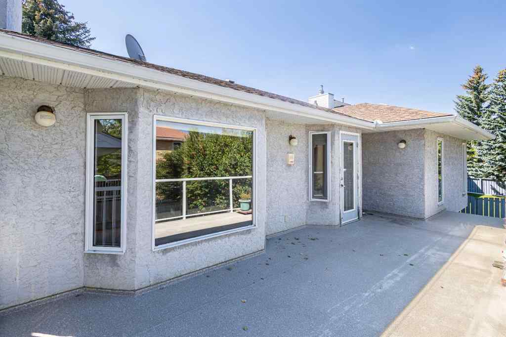 MLS® A2252983 - 125 Edgebrook Road NW in Edgemont Calgary, Residential